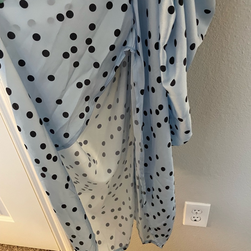 Dress - Picture 2 of 6